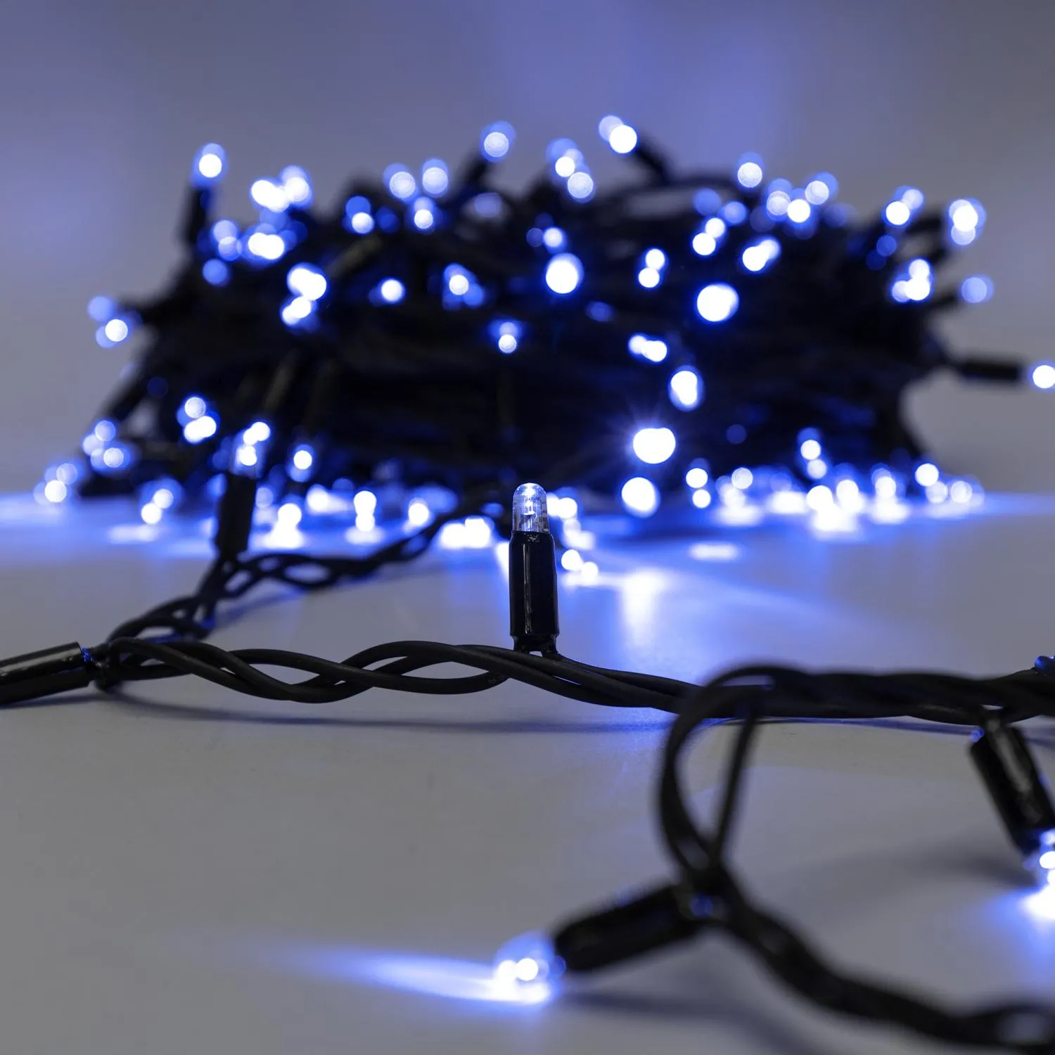 Гирлянда светодиодная Дюраплей LED 20м 200 LED черный каучук Синий 315-153 - фото 3