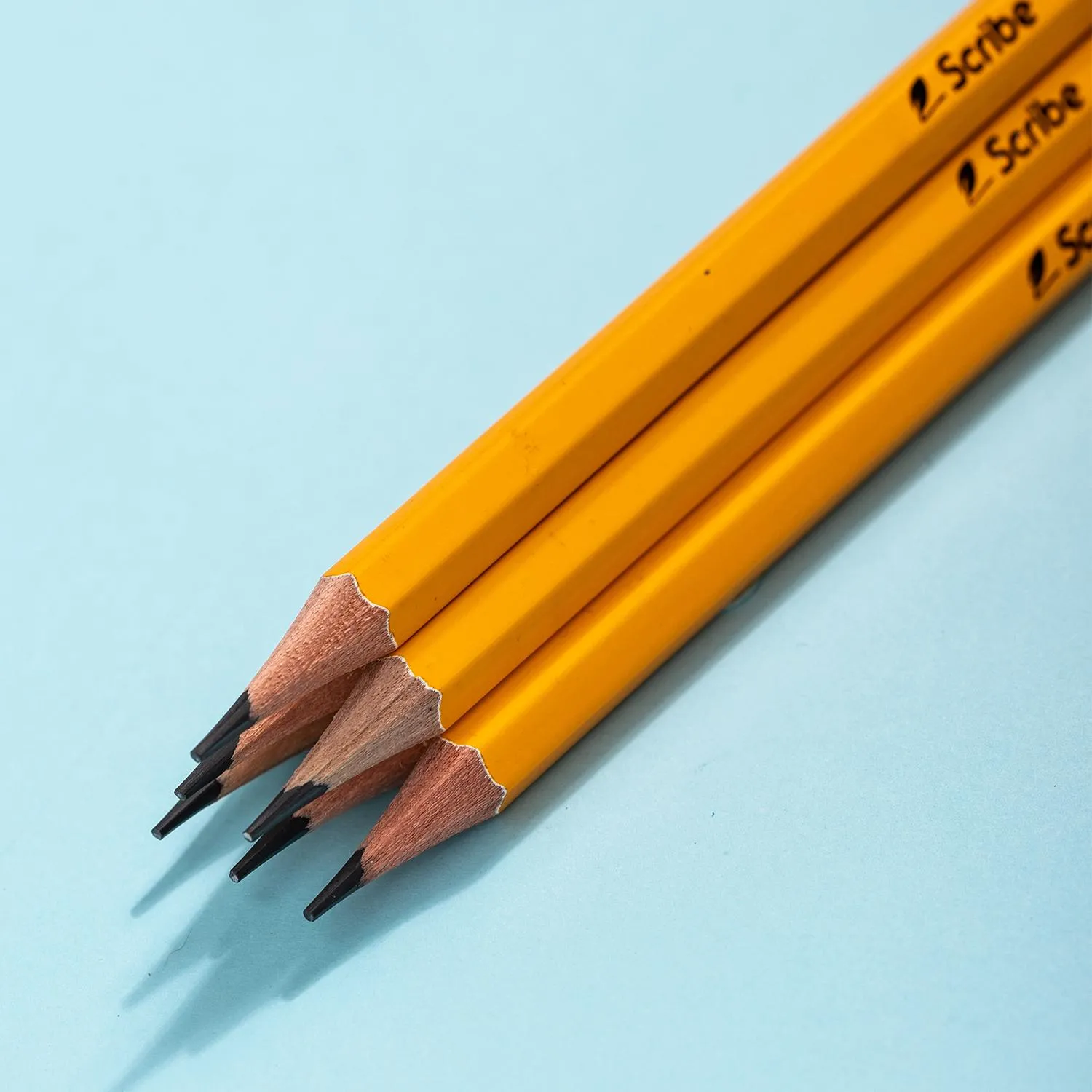 Карандаш чернографитный Deli Scribe HB 6-гр, с ластиком, желтый EC003-HB - фото 5