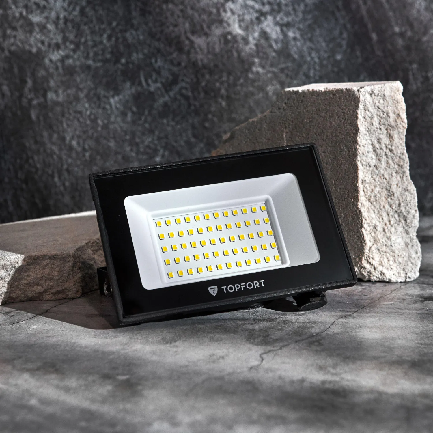 Прожектор светодиодный Topfort LED FL 50W 6500K IP65 - фото 12
