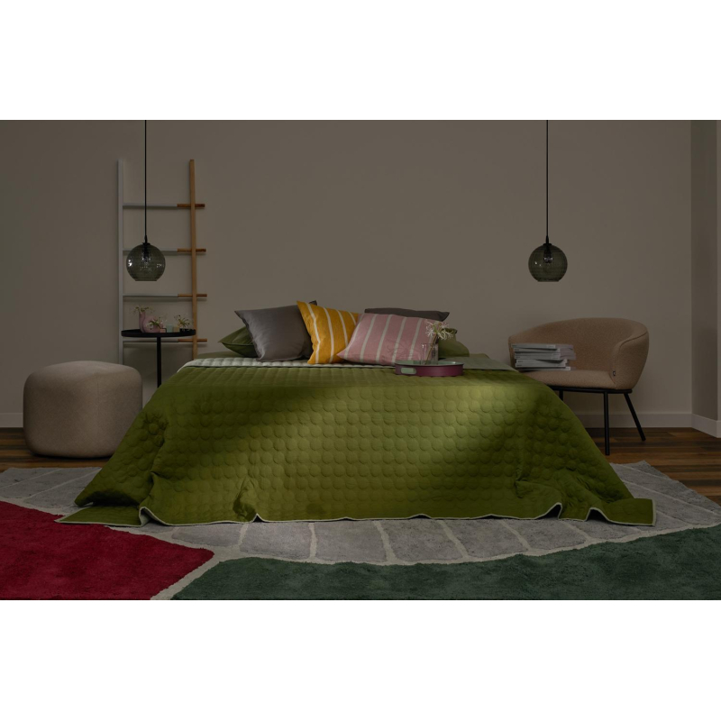 Покрывало стеганое Solid dots оливкового цвета Essential, 230х250 см - фото 6