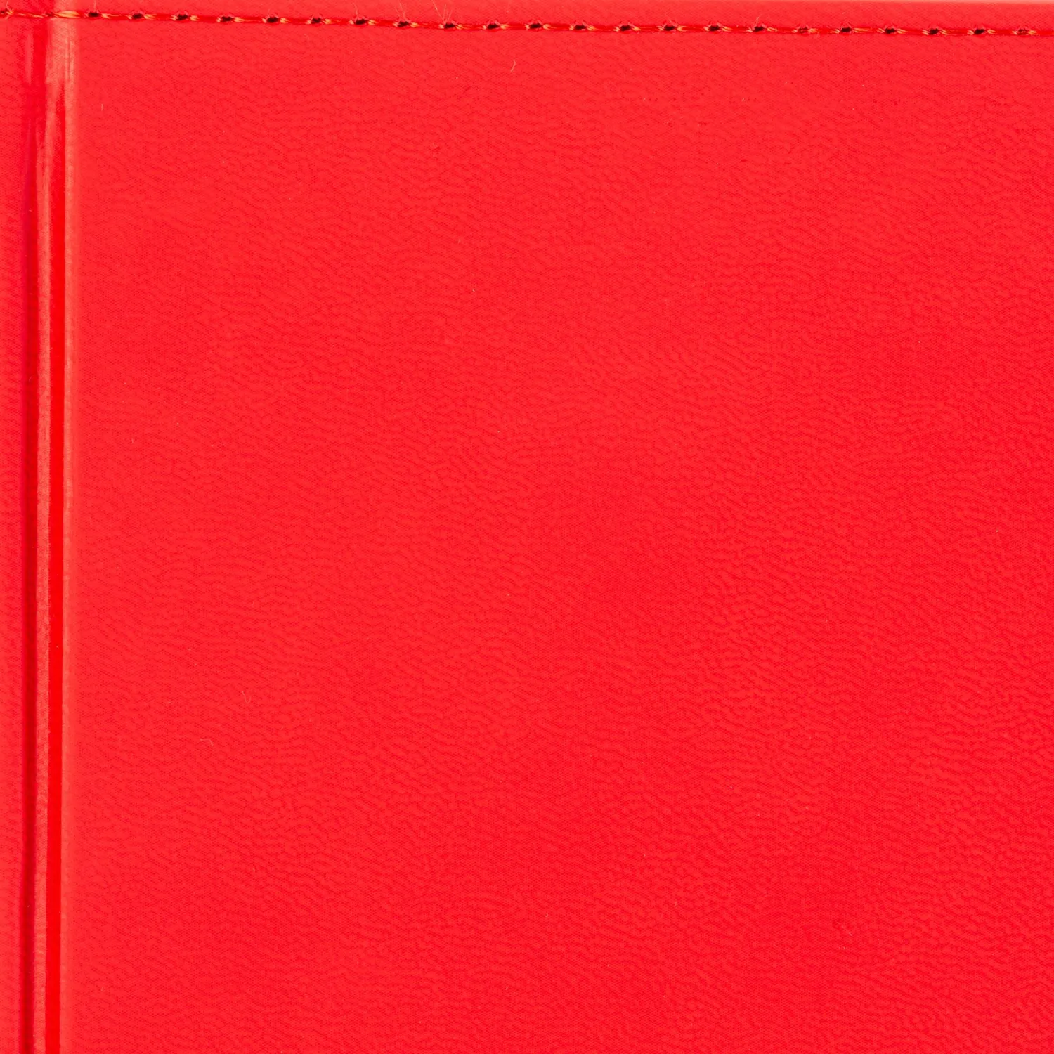 Ежедневник датированный 2026 А5+ VELVET красный 3-123/10 - фото 4