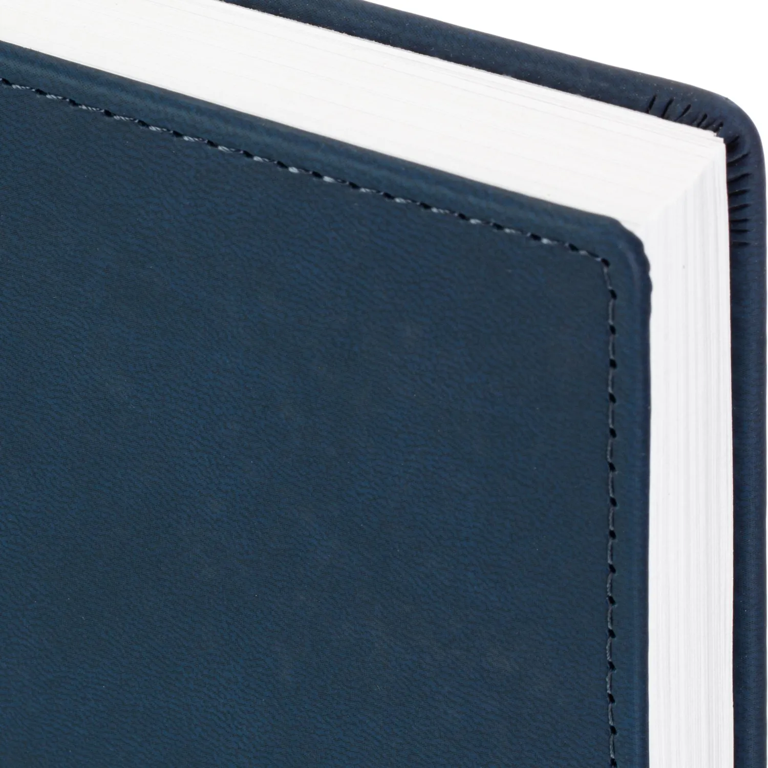 Ежедневник датированный 2026 А5+ VELVET темно-синий 3-123/18 - фото 3