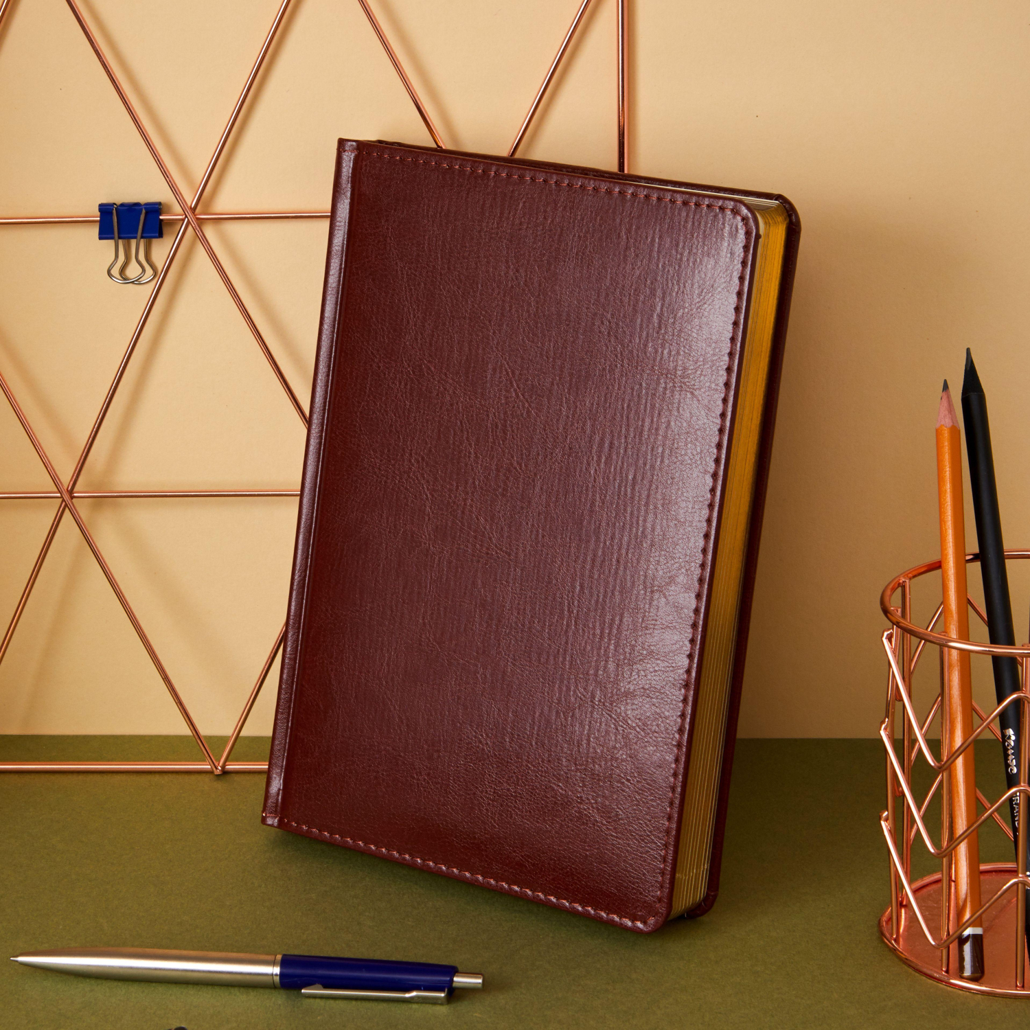 Ежедневник недатированный ATTACHE Gold А5,143х210мм, 160л,  коричневый - фото 18