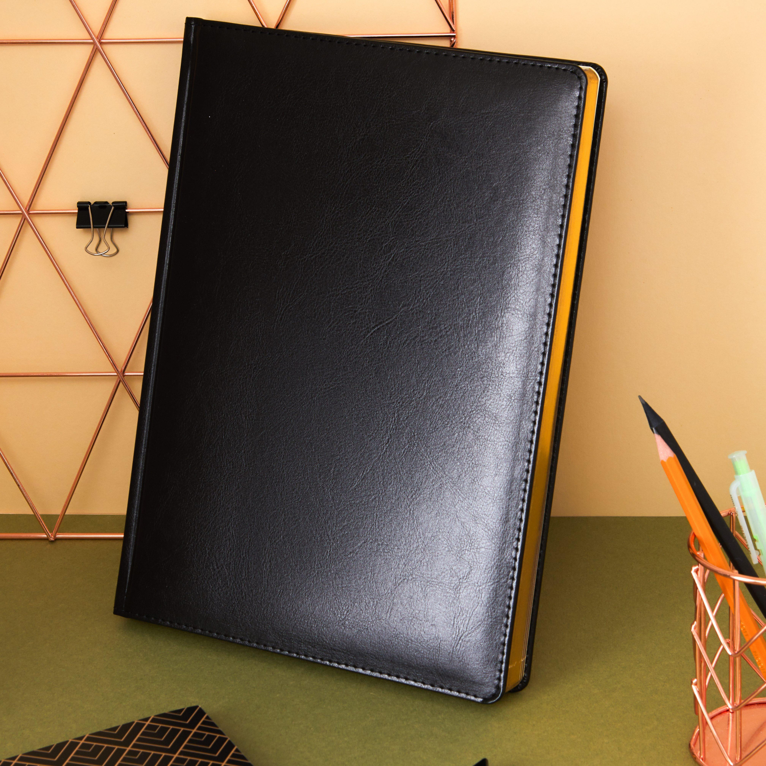 Ежедневник недатированный ATTACHE Gold А4, 160л, черный - фото 18