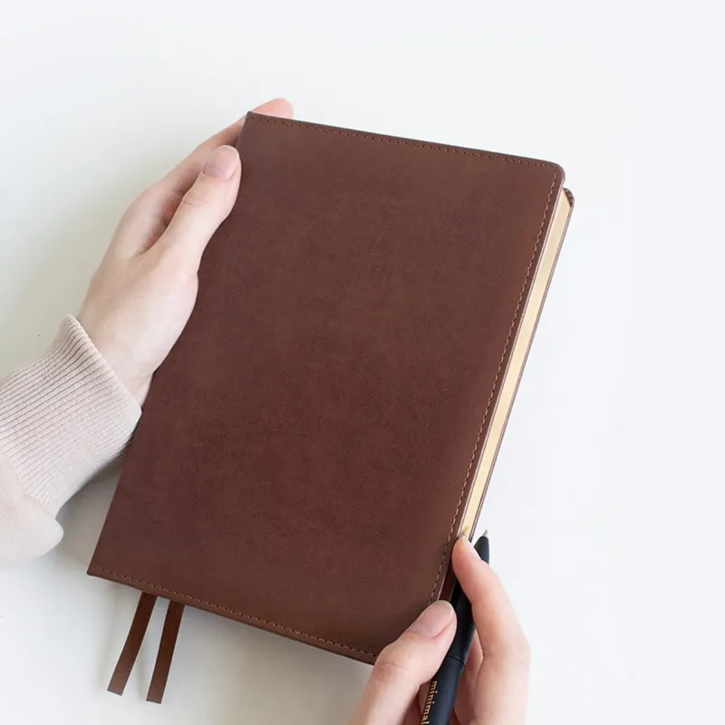 Ежедневник датированный 2026 IF 14х20см 176л, тверд Britannia I1710/brown - фото 9