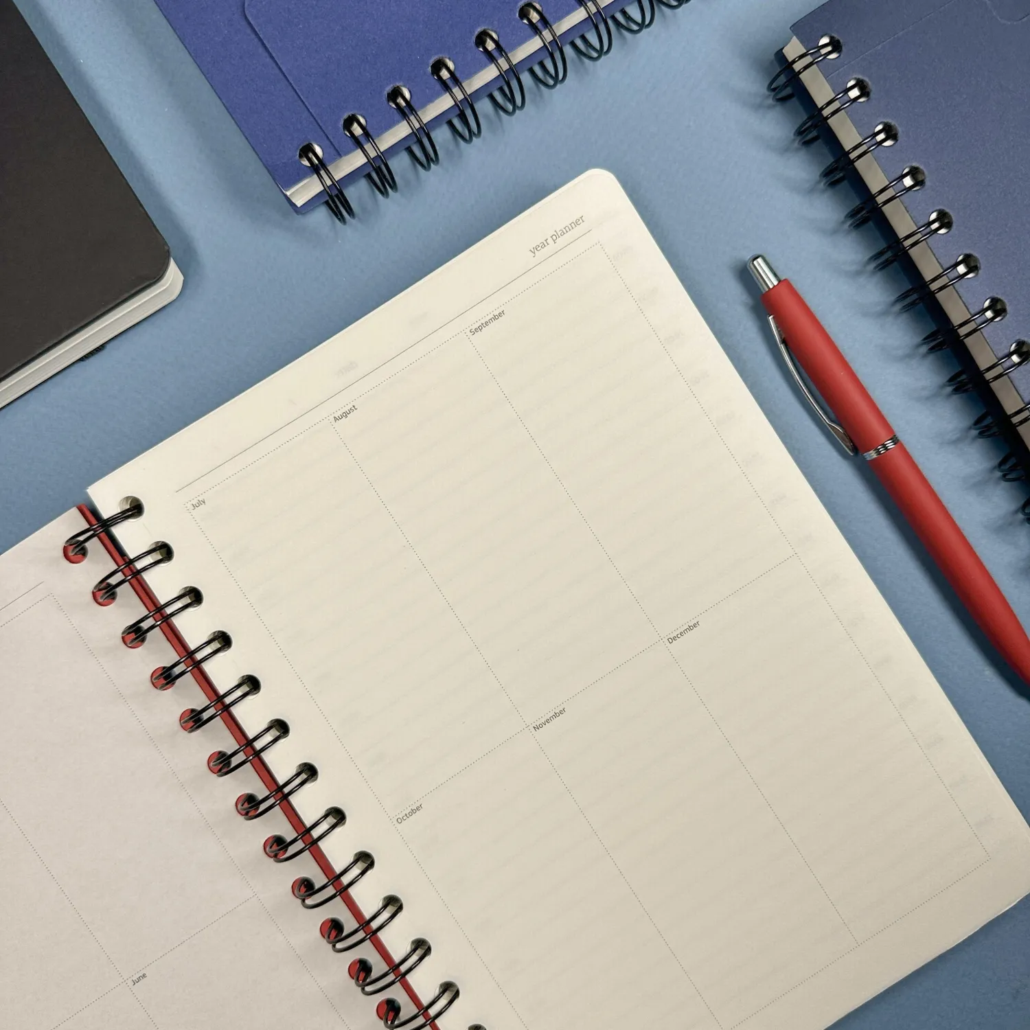 Ежедневник недатированный А5 PRAGMATIC на гребне, красный, 128л 3-748/05 - фото 19