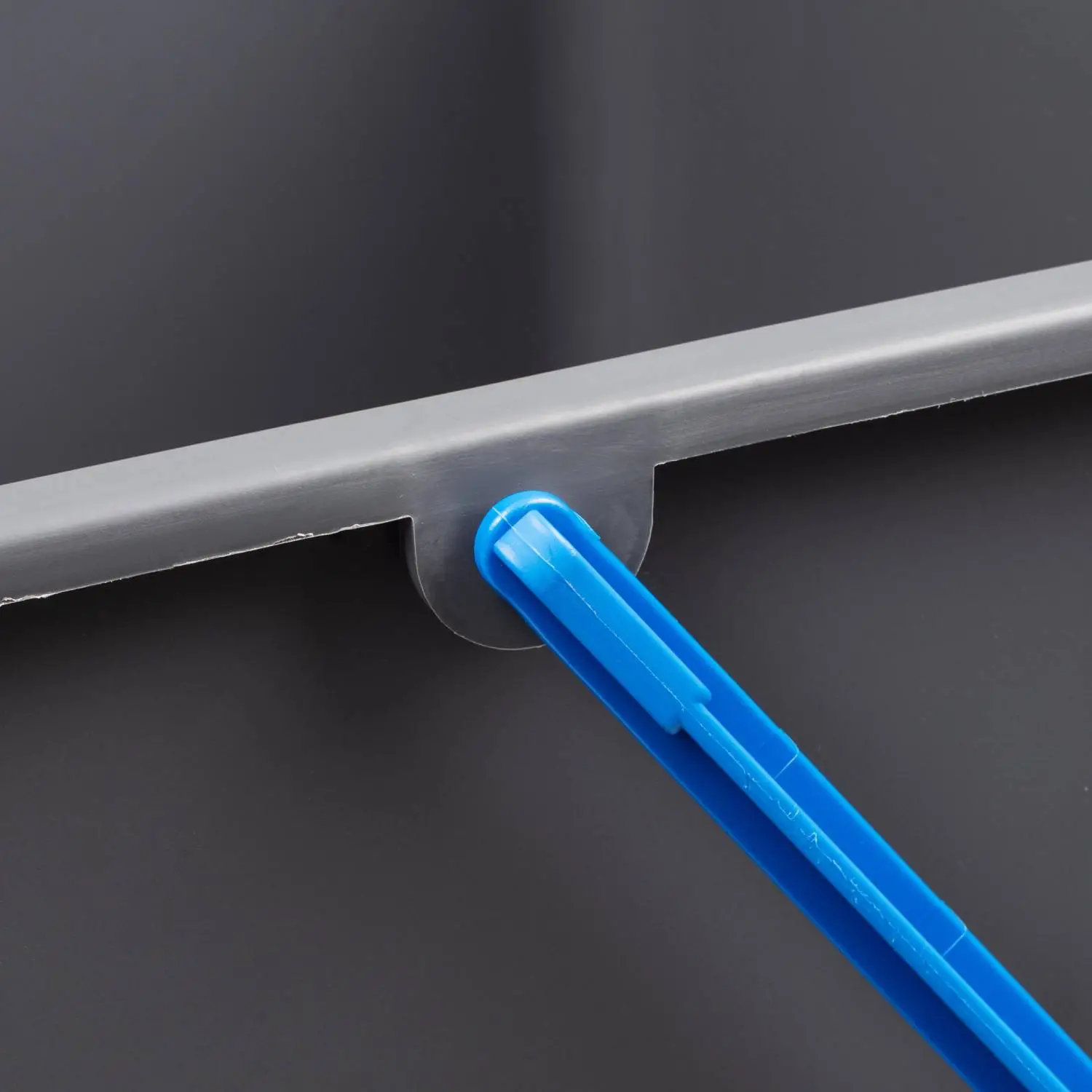 Ведро с синей рукояткой 25л_B-25 - фото 7