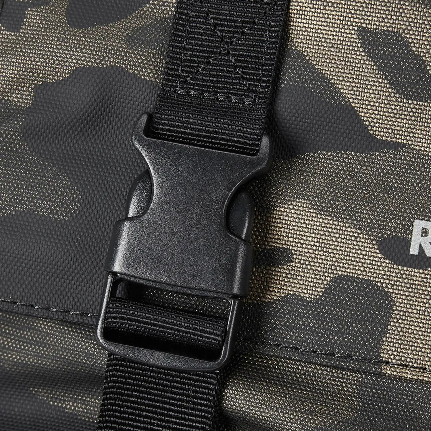 Рюкзак для ноутбука RIVACASE 7621 brown camo Sherwood-ECO Rolltop 15л 15.6 - фото 17