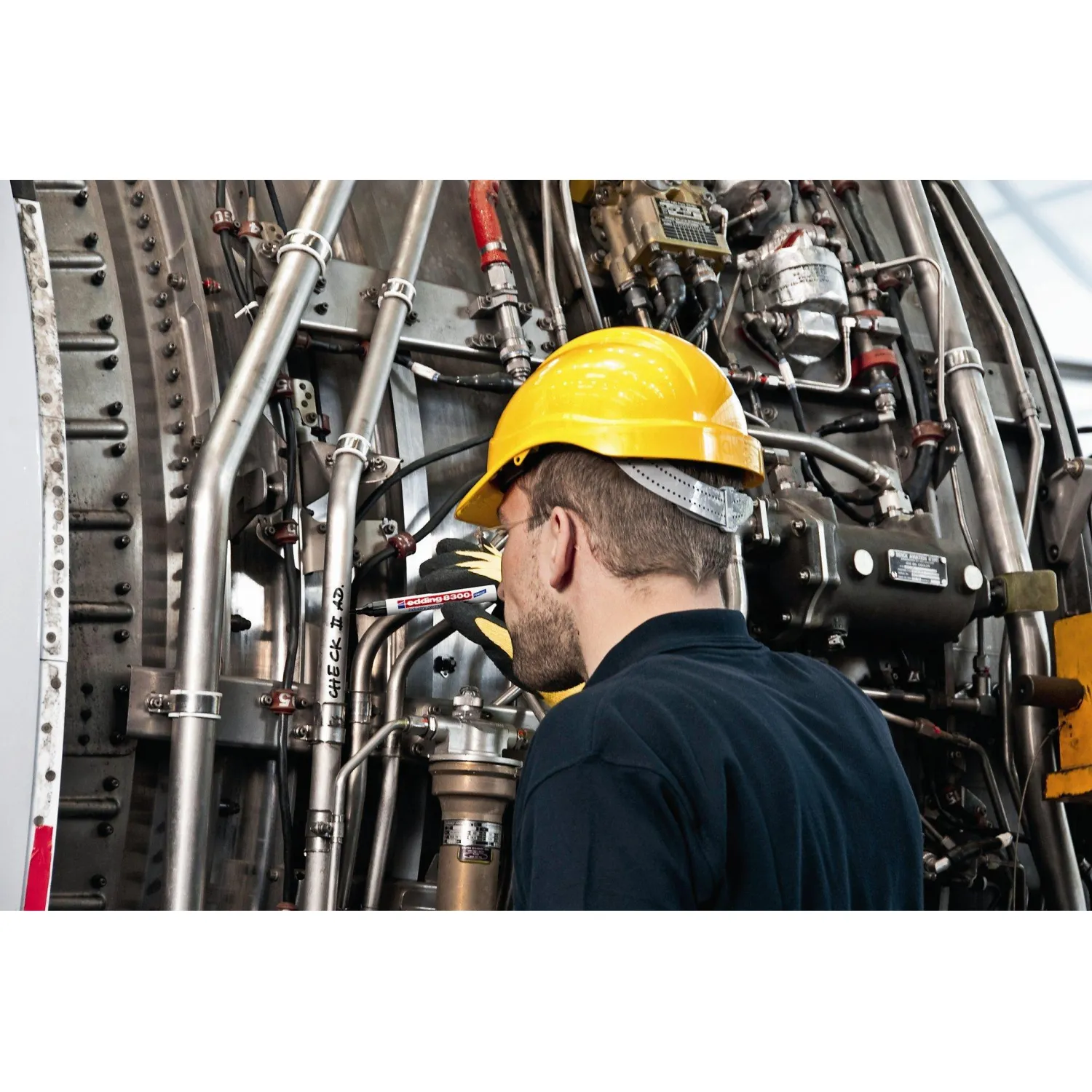 Маркер для агрессивной среды EDDING E-8300/2 красный 1,5-3мм - фото 3