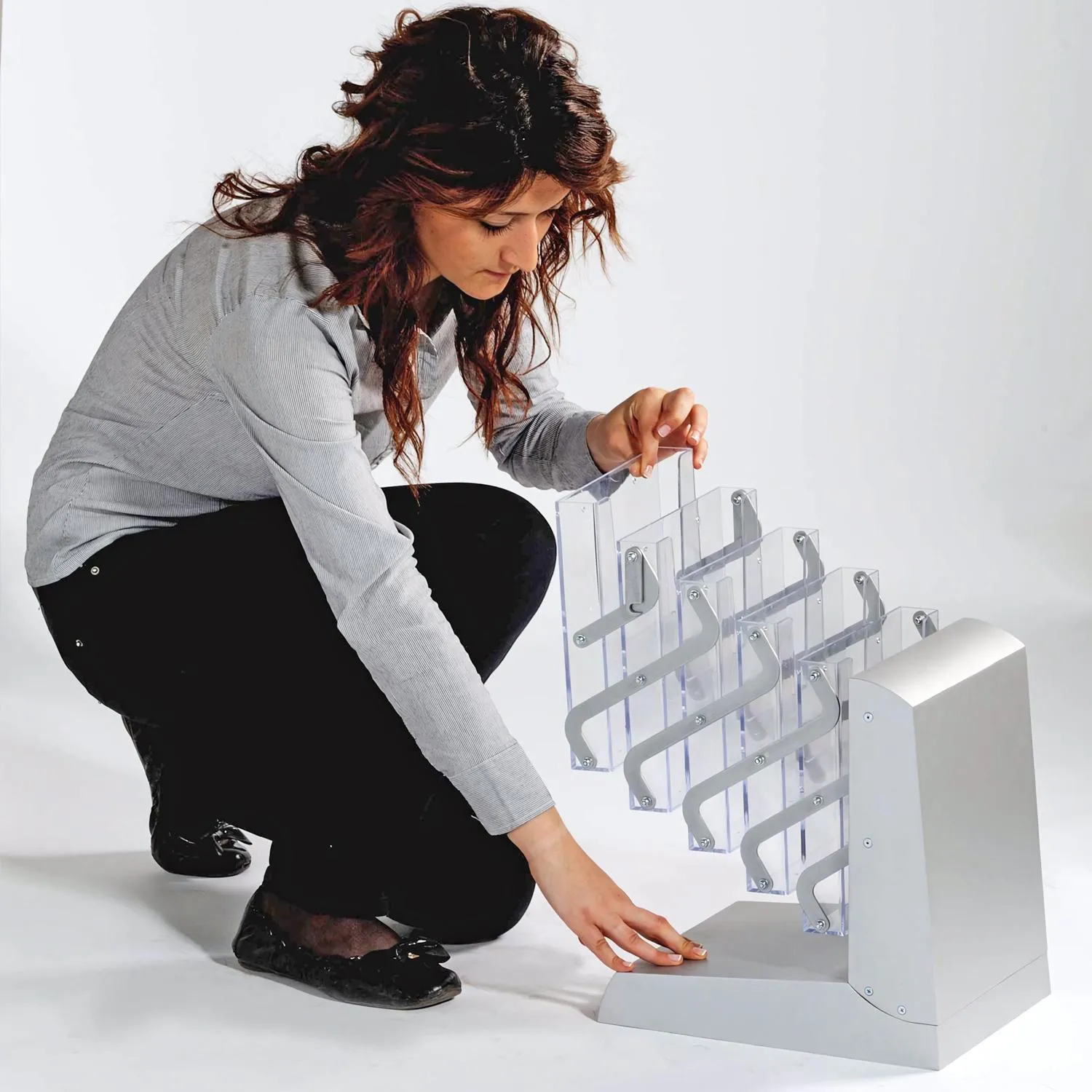 Буклетница Стойка Attache складная для печ. прод., 5 карманов А4, мобильная - фото 5