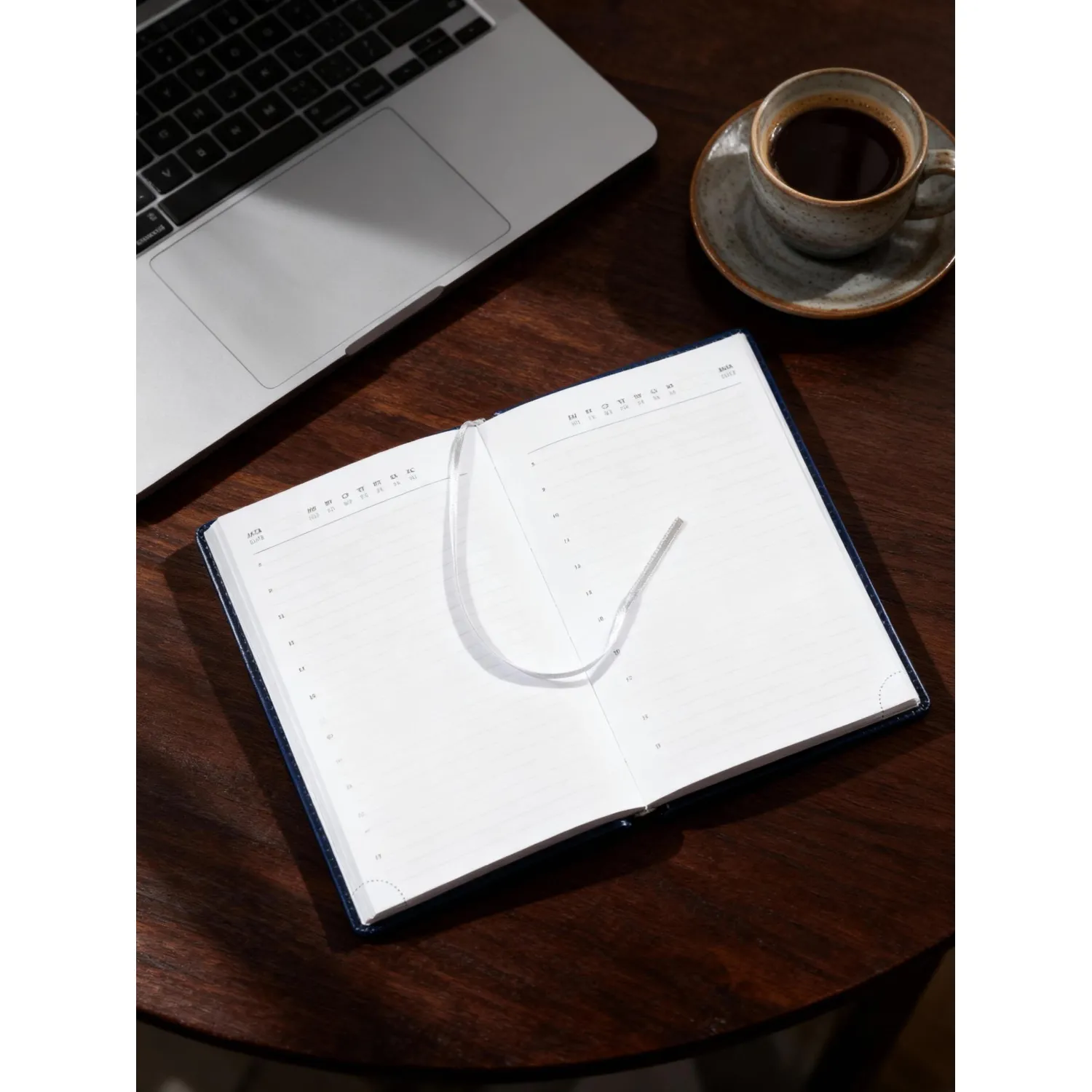 Ежедневник недатированный синий, А5, 148x218, 352стр, Agenda - фото 24