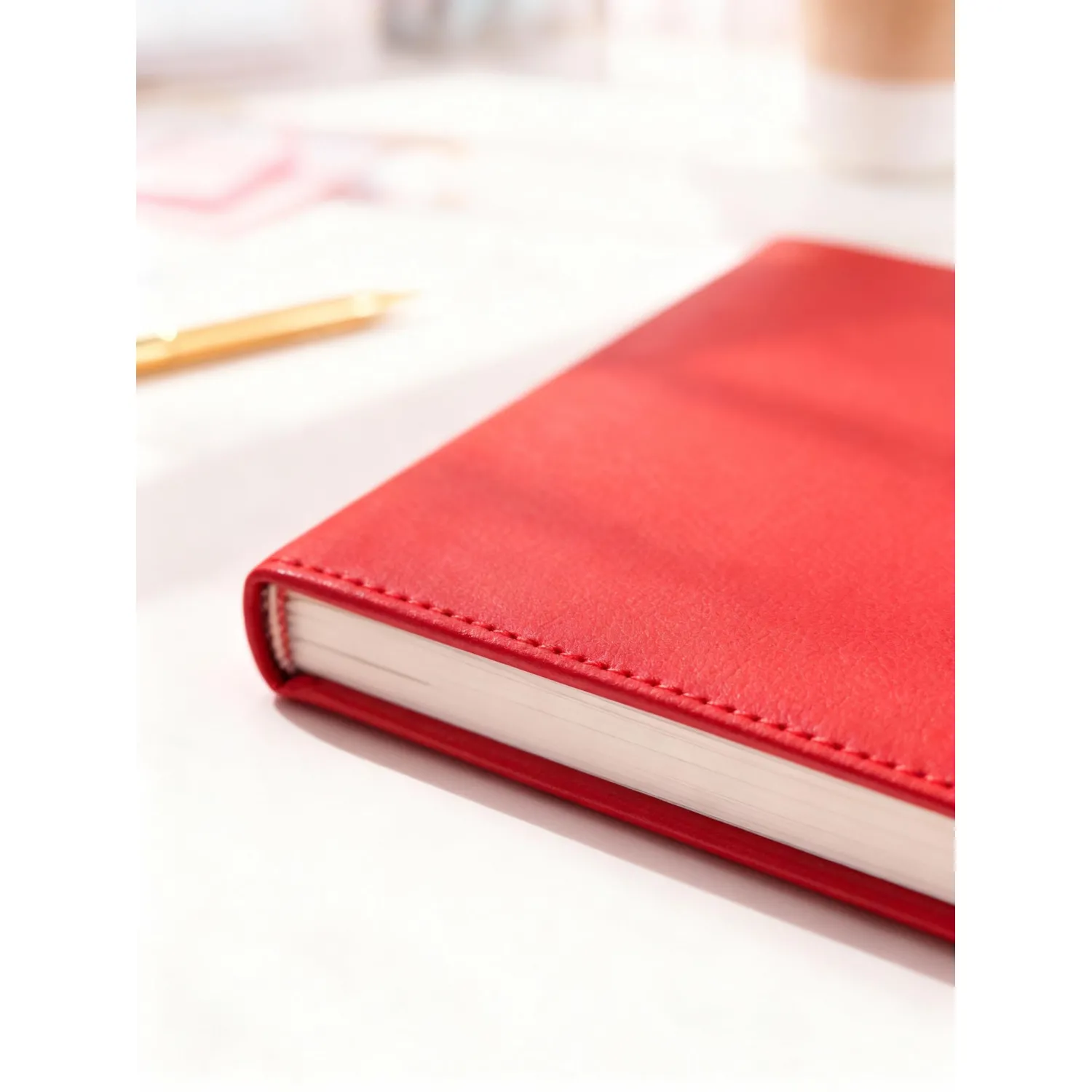 Ежедневник недатированный А5+, 136л,  IDEAL NEW   красный  3-122/06 - фото 22