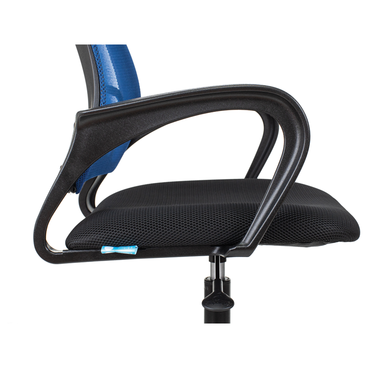 Кресло оператора Helmi HL-M95 R (695) "Airy", спинка сетка синяя/сиденье ткань TW черная, пиастра - фото 8