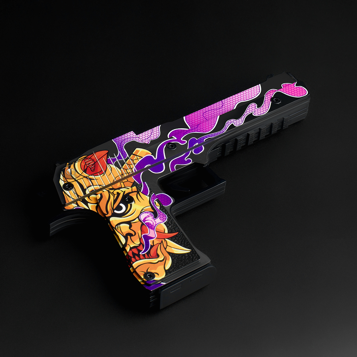 Пистолет деревянный ТРИ СОВЫ Desert Eagle, серия легендарный, "Орочи", подложка ХДФ с европодвесом, термоусадка - фото 4