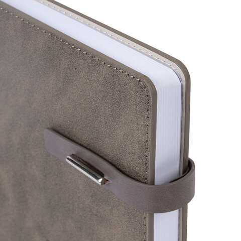 Ежедневник недатированный А5 138х213 мм BRAUBERG "Cowboy", под кожу, застежка 160 л., коричневый, 116198 - фото 3