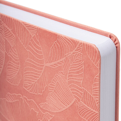 Ежедневник датированный 2026 А5 138x213 мм, BRAUBERG "Foliage", под кожу, гибкий, розовый, 117129 - фото 3