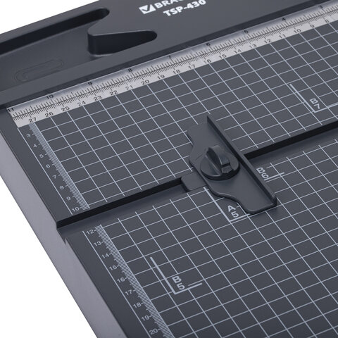 Резак сабельный BRAUBERG KATANA TSP-430, А4, на 30 л., длина реза 300 мм, пластиковое основание, 532983 - фото 4