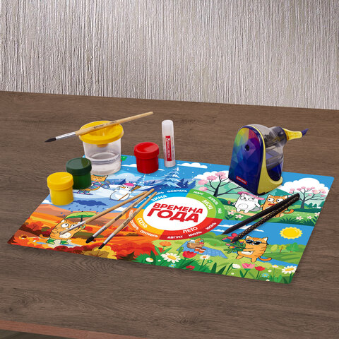 Настольное покрытие BRAUBERG KIDS, А3+, пластик, 46x33 см, "Кот-энтузиаст изучает Времена года", 273618 - фото 3