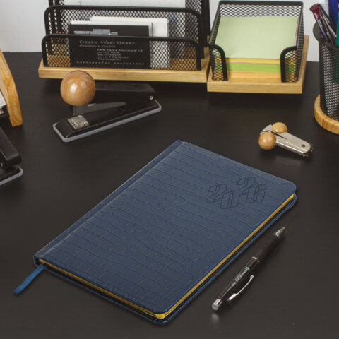 Еженедельник датированный 2026 А5 145х215 мм, BRAUBERG "Comodo", под кожу, темно-синий, 117167 - фото 5