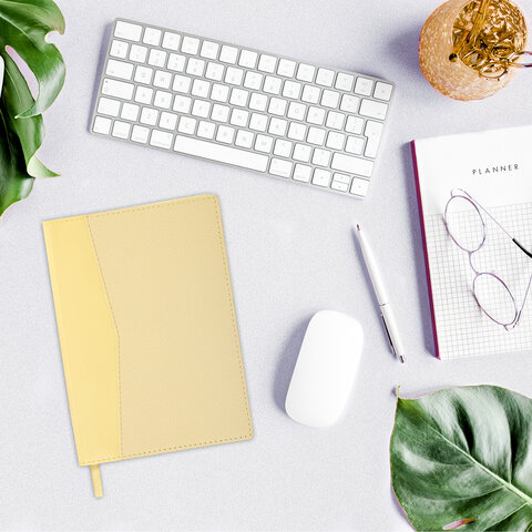 Ежедневник недатированный В6 130х185 мм BRAUBERG "Glam", под кожу, 160 л., желтый, 116222 - фото 7