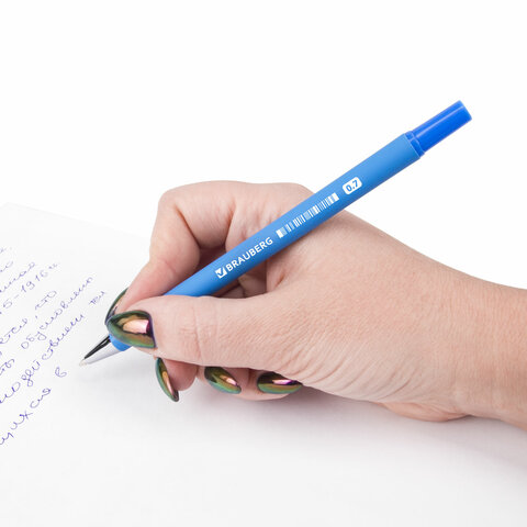 Ручка шариковая BRAUBERG "Capital blue", СИНЯЯ, корпус soft-touch голубой, узел 0,7 мм, линия письма 0,35 мм, 142493 - фото 8
