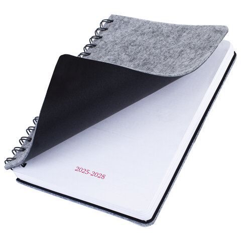 Ежедневник недатированный, А5, 135х210 мм, BRAUBERG "Felt", на гребне, войлок, застежка на кнопке, 160 л., серый, 117133 - фото 5