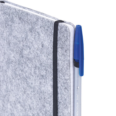 Блокнот А5 138x213 мм BRAUBERG "Voylok", войлок, резинка, держатель, 80 л., клетка, серый, 117135 - фото 4