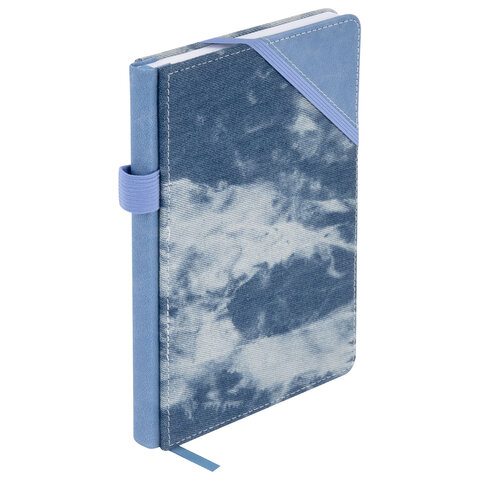 Блокнот А5 135x210 мм BRAUBERG "Denim", ткань/экокожа, резинка, держатель, 80 л., клетка, голубой, 117138 - фото 1