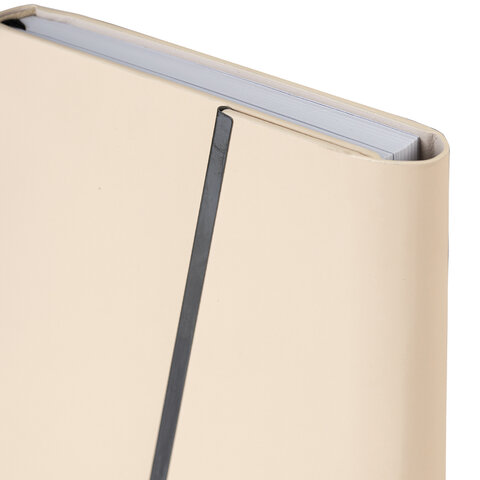 Ежедневник недатированный А5 145х213 мм BRAUBERG "Vogue", под кожу, магнитный клапан, 160 л., бежевый, 116226 - фото 3