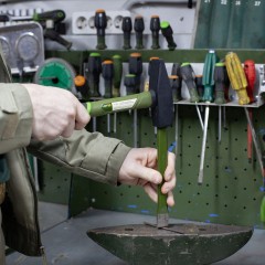 Молоток слесарный с фиберглаcсовой рукояткой 800 г Дело Техники 315080 - фото 4