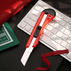 Нож универсальный Attache Selection 18мм,метал.направл.,Push lock Нож универсальный Attache Selection 18мм,метал.направл.,Push lock - фото 10