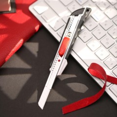 Нож универсальный Attache Selection 9мм,метал.напр.,пласт.корпус,Auto lock Нож универсальный Attache Selection 9мм,метал.напр.,пласт.корпус,Auto lock - фото 10