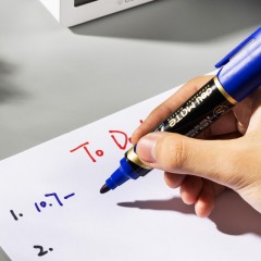 Маркер перманентный двусторонний Deli Mate 1,5/2-6 мм синий EU72-BL Маркер перманентный двусторонний Deli Mate 1,5/2-6 мм синий EU72-BL - фото 6