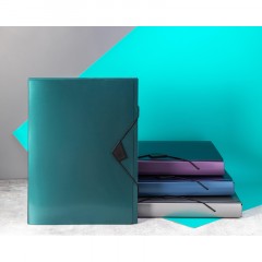 Папка на резинках Attache Metallics А4 800мкм, 40мм, зеленый Папка на резинках Attache Metallics А4 800мкм, 40мм, зеленый - фото 4
