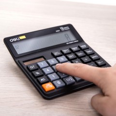 Калькулятор настольный КОМП. Deli EM01120, 12-р, дв.пит., 139x131мм, черный Калькулятор настольный КОМП. Deli EM01120, 12-р, дв.пит., 139x131мм, черный - фото 6