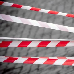 Лента оградительная красно-белая 50мм х250м, 6шт/уп Лента оградительная красно-белая 50мм х250м, 6шт/уп - фото 2