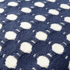 Покрывало из хлопка Polka dots темно-синего цвета Essential, 180х250 см Покрывало из хлопка Polka dots темно-синего цвета Essential, 180х250 см - фото 2
