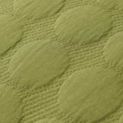 Покрывало стеганое Solid dots оливкового цвета Essential, 230х250 см Покрывало стеганое Solid dots оливкового цвета Essential, 230х250 см - фото 2