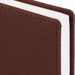 Ежедневник датированный 2026 А5+ VELVET бордовый 3-123/02 - фото 3