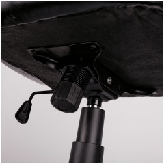 Кресло руководителя Helmi HL-E18 "Character" экокожа черная Кресло руководителя Helmi HL-E18 "Character" экокожа черная - фото 7
