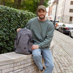 Рюкзак BRAUBERG URBAN универсальный, с отделением для ноутбука, USB-порт, "Charge", серый, 46х31х15 см, 271655 Рюкзак BRAUBERG URBAN универсальный, с отделением для ноутбука, USB-порт, "Charge", серый, 46х31х15 см, 271655 - фото 20