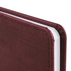 Еженедельник датированный 2026 МАЛЫЙ ФОРМАТ 95х155 мм, А6, BRAUBERG "Wood", под кожу, бордо, 117196 - фото 4