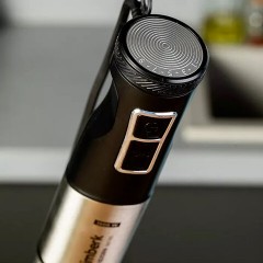 Блендер погружной TIMBERK T-HB42F01, 1500 Вт, 9 скоростей, 3 насадки, стакан, черный Блендер погружной TIMBERK T-HB42F01, 1500 Вт, 9 скоростей, 3 насадки, стакан, черный - фото 4