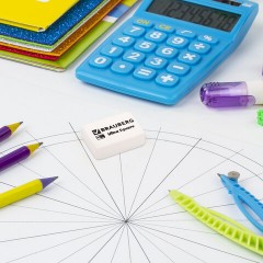 Ластики BRAUBERG "Ultra Square" 6 шт., размер ластика 29х18х8 мм, белые, натуральный каучук, 229603 - фото 5