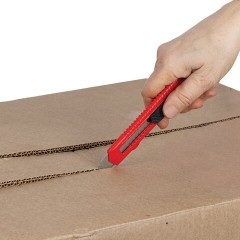 Нож канцелярский 18 мм STAFF EVERYDAY, фиксатор, красный матовый корпус, упаковка с подвесом, 238768 Нож канцелярский 18 мм STAFF EVERYDAY, фиксатор, красный матовый корпус, упаковка с подвесом, 238768 - фото 5