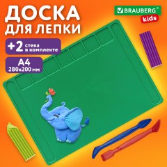 Доска для лепки А4, 280х200 мм, BRAUBERG KIDS, зеленая, 7 отделений для пластилина, 2 стека, 274258 - фото 7