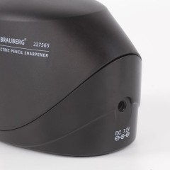 Точилка электрическая BRAUBERG "ORIGINAL", питание 220 В/4 батарейки АА, фрезерный механизм, 227565 Точилка электрическая BRAUBERG "ORIGINAL", питание 220 В/4 батарейки АА, фрезерный механизм, 227565 - фото 3